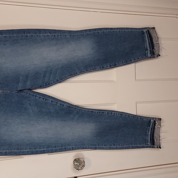 7 For All Mankind The High Waist Ankle Skinny Jeans - Picture 5 of 12